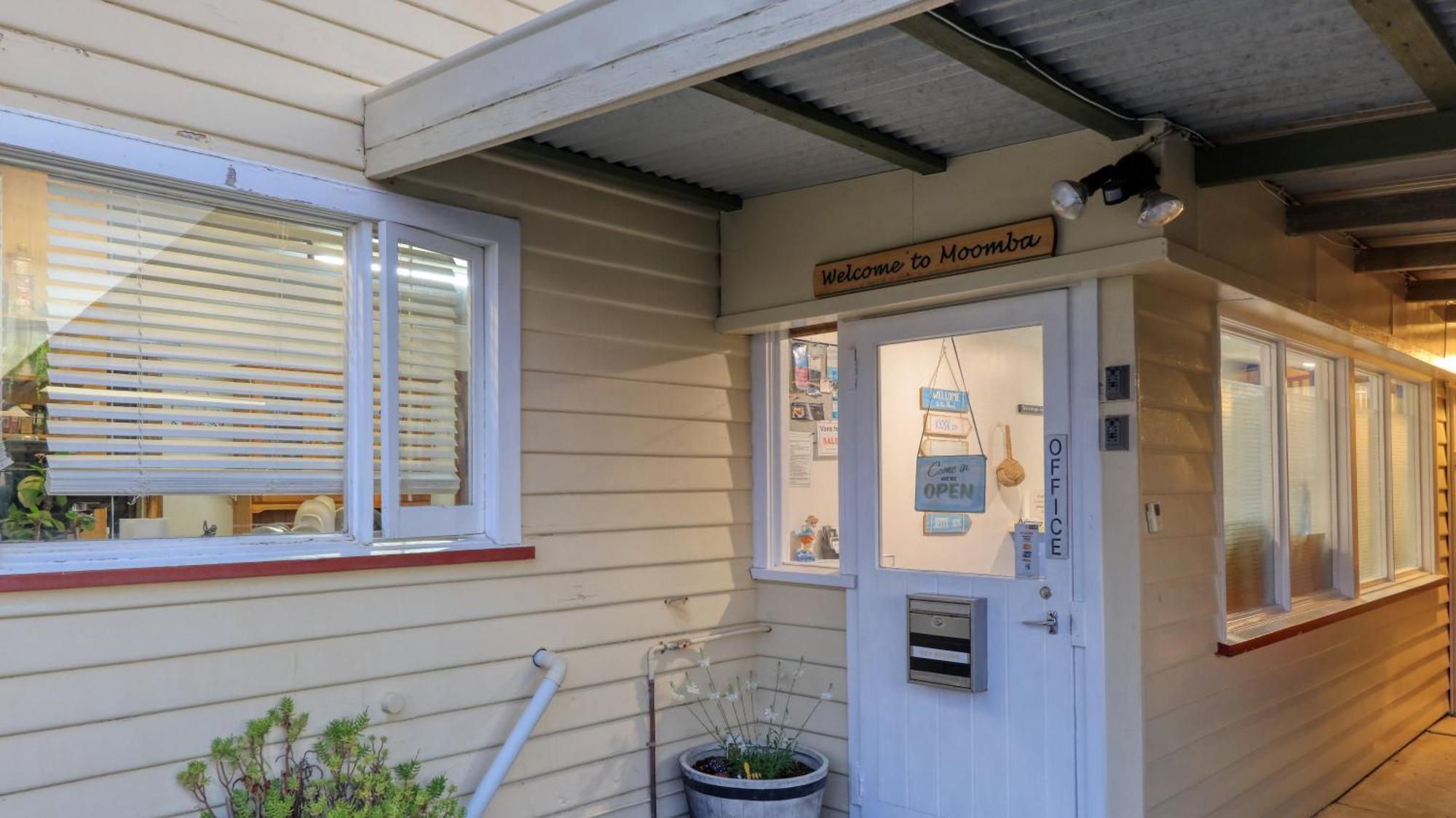 Moomba Holiday And Caravan Park Hotell Port Sorell Exteriör bild