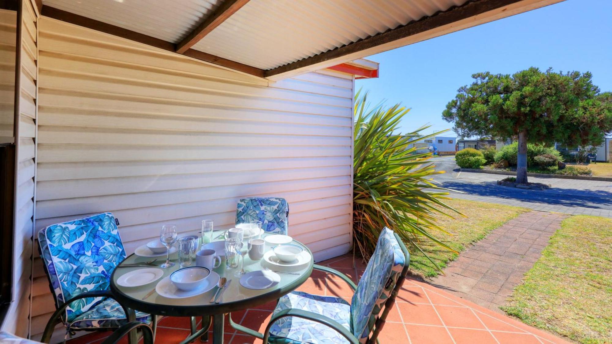 Moomba Holiday And Caravan Park Hotell Port Sorell Exteriör bild